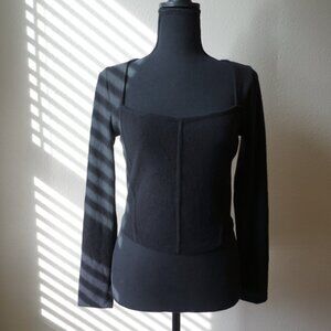 Lush Women's Black Short Crop Long Sleeve Sweater Size Medium